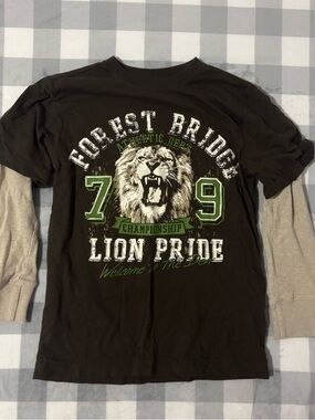 Canyon River Blues Lion Pride Layered Long Sleeve Tee - Black & Gray
